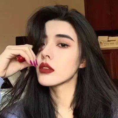 关于我的白月光她也喜欢我这件事