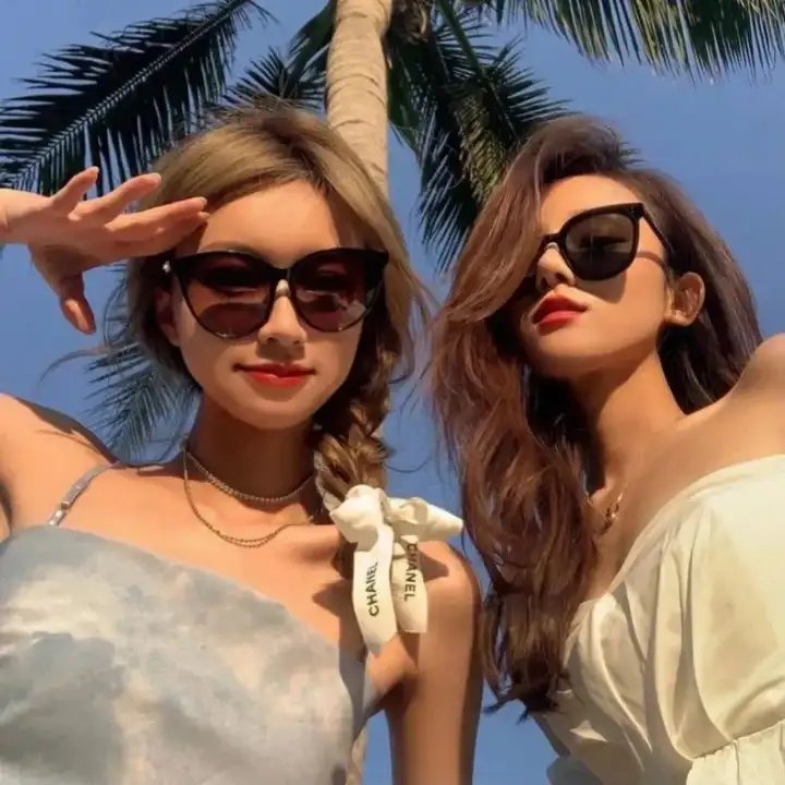 女伶们